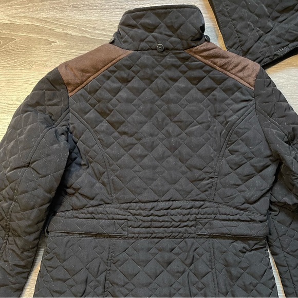 *Quilted Black Jacket - Fleece Lined Hood & Gold Accents - Picture 7 of 10